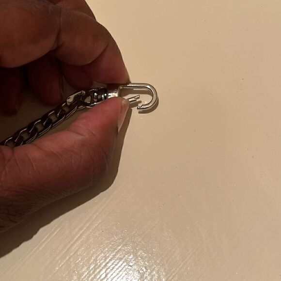 Unbranded 50" Attachable Long Wallet Crossbody Chain Cuban Silver Link New - Picture 4 of 8